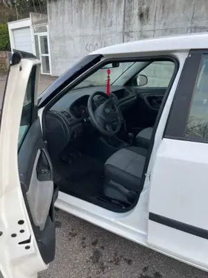 Skoda Fabia Fabia 1.2 HTP Bild 4