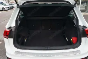 Volkswagen Tiguan 2.0 TSI Urban Sport 4Motion*AHK*LED*Navi* Bild 5