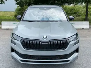 Skoda Karoq 1.5l TSI ACT DSG Sportline Matrix AHK Kame