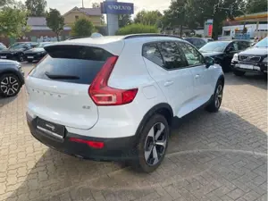 Volvo XC40 B3 Essential BESTELLAKTION GEWERBE Bild 3