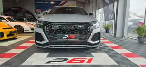 Audi RS Q8 / Pano / AHK / Garantie-2027/ Sitze/ Massage Bild 2