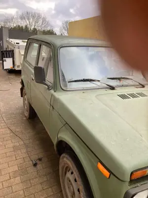 Lada Niva 1,7!