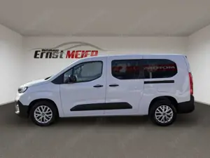 Fiat Doblo 1.5 L2 Kombi Maxi AT 7-Sitze Navi+LED+Spurhalte Bild 2