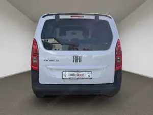 Fiat Doblo 1.5 L2 Kombi Maxi AT 7-Sitze Navi+LED+Spurhalte Bild 4