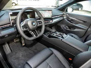 BMW 540 d xDrive SPRING DEAL mit 14950 EUR Ersparnis!! Bild 3