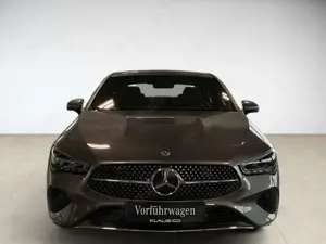 Mercedes-Benz CLA 180 Coupé Progressive SpurW W-Paket KeyLess Bild 2