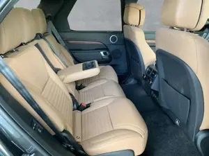 Land Rover Discovery D350 DYNAMIC HSE 7 SITZE+PANO+SHZG+LM Bild 5