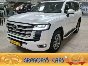 Toyota Land Cruiser 300~70thANV+NEU+EUreg+HUD+360cam+RearTV+415HP