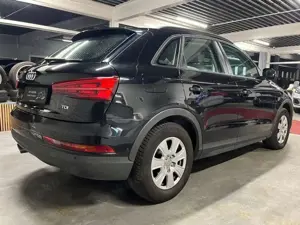 Audi Q3 Q3  SITZHEIZUNG*KLIMA*ANHÄNGERKUPPLUNG* Bild 5
