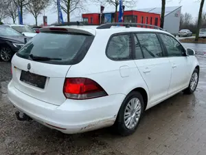 Volkswagen Golf Variant 1.6 TDI Trendline Klimaauto Navi Sitzhzg 2. Hand Bild 5