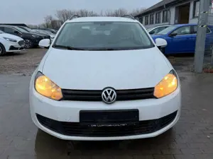 Volkswagen Golf Variant 1.6 TDI Trendline Klimaauto Navi Sitzhzg 2. Hand Bild 2