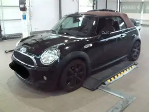 MINI Cooper S Cabrio Cooper S aut. ~ XENON ~ LEDER ~ Klima ~ PDC Bild 2