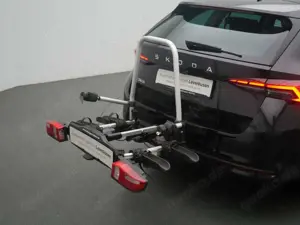 Skoda Octavia Combi TDI Selection LED ACC AHK KAM36 Bild 4