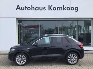 Volkswagen T-Roc 1.5 TSI OPF DSG R-Line LED APP ACC Kamera