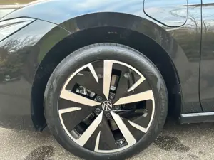 Volkswagen Passat Business 1.5 TSI DSG eHybrid Navi LED Bild 4