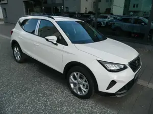 SEAT Arona FR 1.5 TSI DSG Sitzheiz/Navi/Fahrassist XL/PDCv+h/