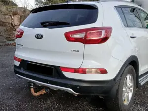 Kia Sportage Sportage 2.0 CRDi 4WD Attract Bild 3