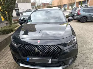 DS Automobiles DS 7 Crossback Performance Line