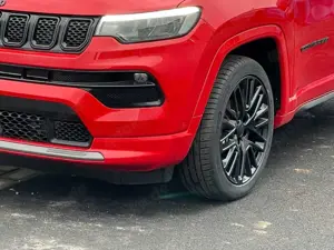 Jeep Compass E-HYBRID HIGH ALTITUDE PREMIUM,Park,Komfort,TECHNO Bild 3