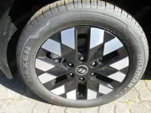 Hyundai STARIA Signature Hybrid 2WD 1.6 T-GDI 7-Sitzer Panorama 3 Bild 5