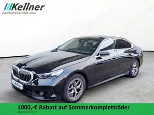 BMW 520 d HarmanKardon+360°+DAB+Belüftung+Head-Up