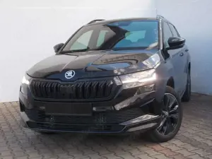 Skoda Karoq 1.5 TSI Sportline * DSG * Navi *LED *360° Bild 3
