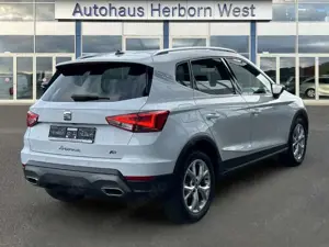 SEAT Arona FR 1.0 TSI LED Navi Alcantara Paket Sitz Paket Din Bild 3