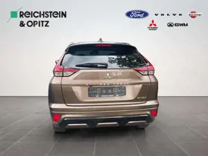 Mitsubishi Eclipse Cross 2.4 PLUG-IN HYBRID 4WD Select Bild 5