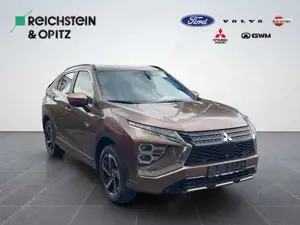 Mitsubishi Eclipse Cross 2.4 PLUG-IN HYBRID 4WD Select Bild 3