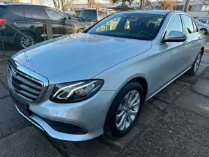 Mercedes-Benz E 200 E 200 Limousine *AUTOMATIK*ERSTBESITZ*25.000KM*