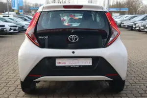 Toyota Aygo AYGO 1.0 x Business Klima AUX Bluetooth Bild 4