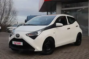 Toyota Aygo AYGO 1.0 x Business Klima AUX Bluetooth Bild 2