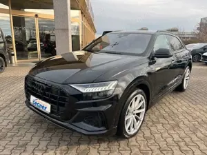 Audi Q8 55 TFSI quattro Panoramadach Stdhz. Leder BO