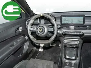 Abarth 600e Scorpionissima Sportpaket Bluetooth Navi LED Bild 5