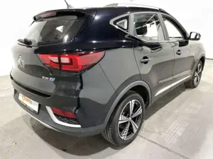 MG ZS EV Luxury Automatik Leder LED ACC Navi Pano Bild 3