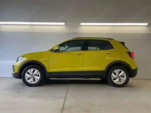 Volkswagen T-Cross 95PS Sitzheiz+PDCvohi+AppConnect+SideAssist+Tra... Bild 3