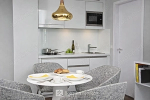 2-Zimmer Wohnung (möbliert)   Frankfurt Europaviertel