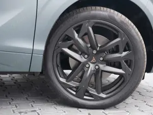 CUPRA Terramar America's Cup Limited Edition 1.5 e-Hybrid Bild 5