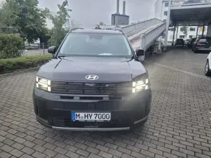 Hyundai SANTA FE Intro Edition Inkl. Winterräder, Allrad Bild 3