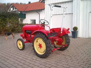 Oldtimer Porsche PORSCHE JUNIOR TRAKTOR Bild 4