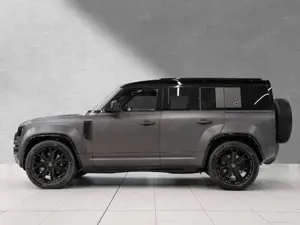 Land Rover Defender OCTA P635  "HUD+AHK+Soundsystem"