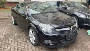 Opel Astra 1.9 Opel Astra H Twintop 130 KW