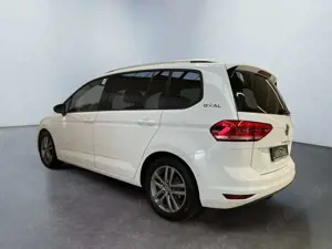 Volkswagen Touran Comfortline 1.5 TSI DSG Abstandstempomat Bild 4