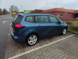 Opel Zafira Tourer Zafira Tourer 2.0 CDTI Edition Bild 4