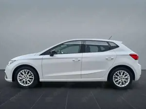 SEAT Ibiza 1.0 TSI DSG FR+NAVI+PDC+SHZ+LED+TEMP+NEBELSCHEINW Bild 4
