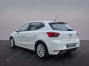 SEAT Ibiza 1.0 TSI DSG FR+NAVI+PDC+SHZ+LED+TEMP+NEBELSCHEINW Bild 5