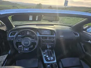 Audi A5 Cabrio 3.0 TDI DPF quattro S tronic Bild 5
