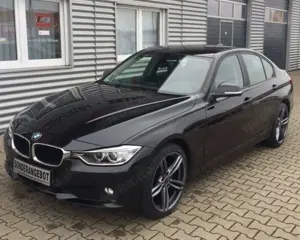 BMW 320 3er Diesel KLIMAAUT+LEDER+PDC+NAVI+XENON