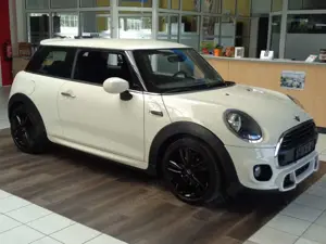 MINI One John Cooper Works,PDC,Temp.-DCC, Connected
