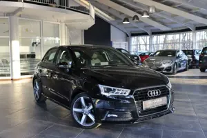 Audi A1 SPORTBACK 1,0 TFSI SPORT S-LINE NAVI   XENON